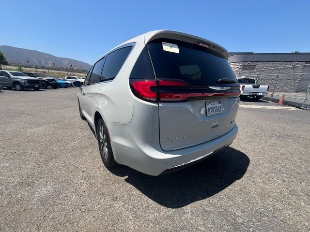 2021 Chrysler Pacifica Hybrid Limited