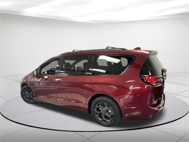 2021 Chrysler Pacifica Hybrid Limited