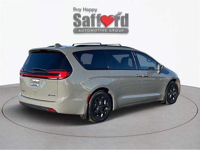 2021 Chrysler Pacifica Hybrid Limited