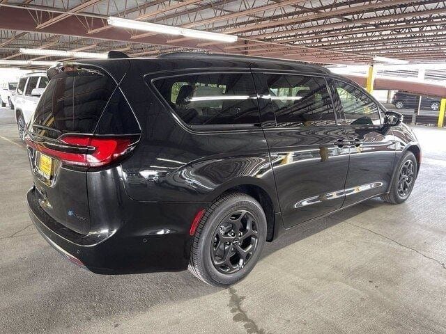 2021 Chrysler Pacifica Hybrid Limited