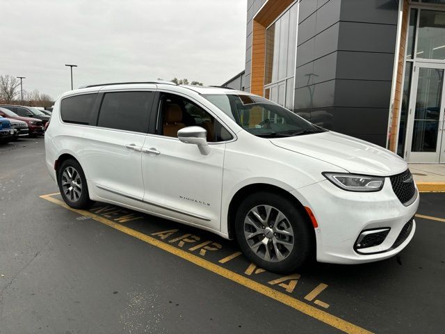 2021 Chrysler Pacifica Hybrid Pinnacle