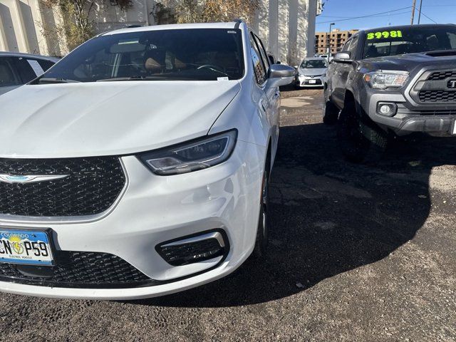 2021 Chrysler Pacifica Hybrid Pinnacle