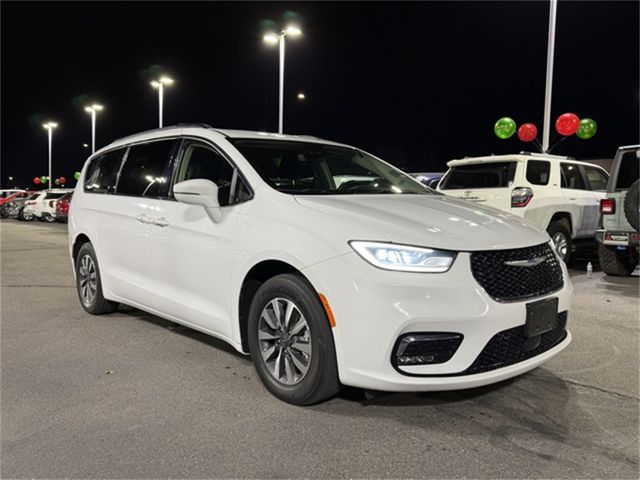 2021 Chrysler Pacifica Hybrid Touring