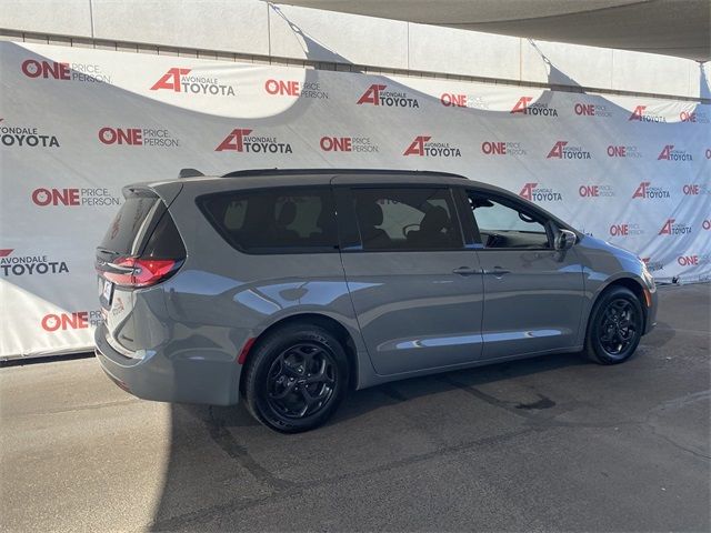 2021 Chrysler Pacifica Hybrid Touring