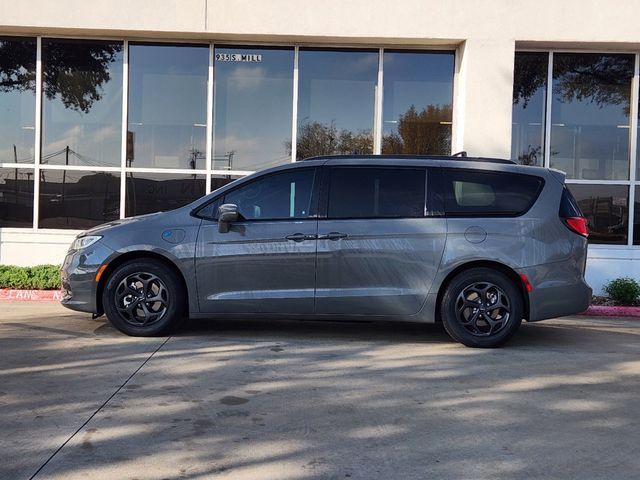 2021 Chrysler Pacifica Hybrid Touring