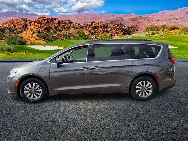 2021 Chrysler Pacifica Hybrid Touring