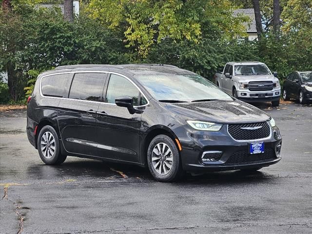 2021 Chrysler Pacifica Hybrid Touring