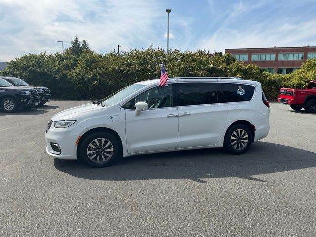 2021 Chrysler Pacifica Hybrid Touring L