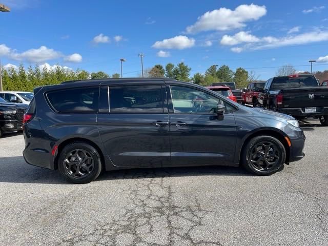 2021 Chrysler Pacifica Hybrid Touring L