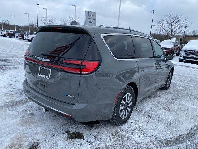 2021 Chrysler Pacifica Hybrid Touring L