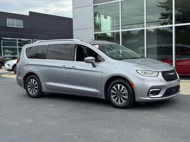 2021 Chrysler Pacifica Hybrid Touring L