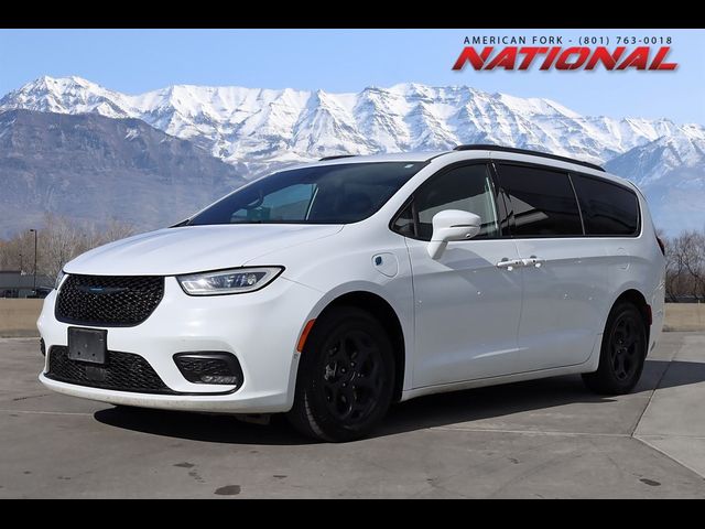 2021 Chrysler Pacifica Hybrid Touring L