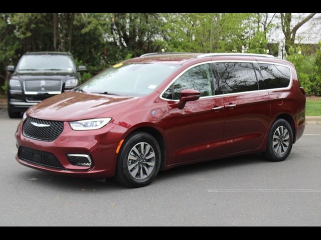 2021 Chrysler Pacifica Hybrid Touring L