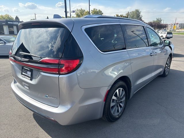 2021 Chrysler Pacifica Hybrid Touring L