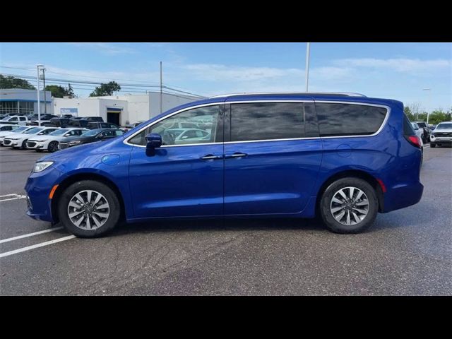 2021 Chrysler Pacifica Hybrid Touring L