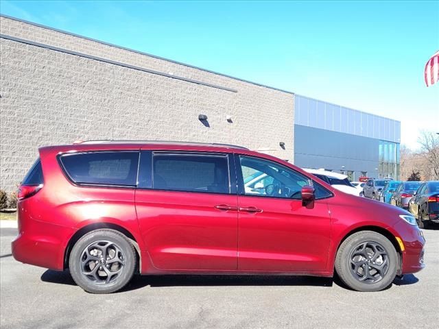 2021 Chrysler Pacifica Hybrid Touring L