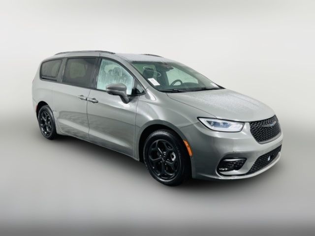 2021 Chrysler Pacifica Hybrid Touring L