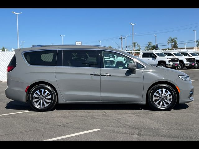 2021 Chrysler Pacifica Hybrid Touring L