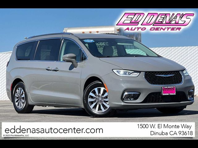 2021 Chrysler Pacifica Hybrid Touring L