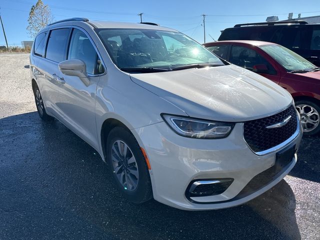 2021 Chrysler Pacifica Hybrid Touring L