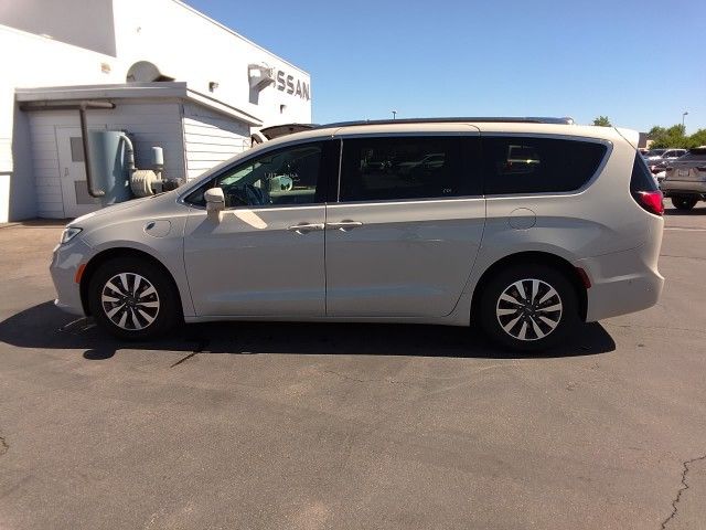 2021 Chrysler Pacifica Hybrid Touring L