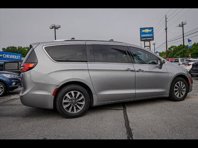 2021 Chrysler Pacifica Hybrid Touring L