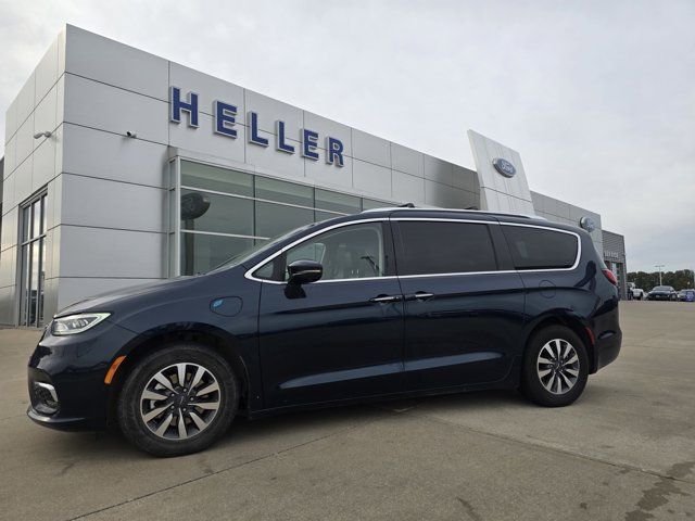 2021 Chrysler Pacifica Hybrid Touring L