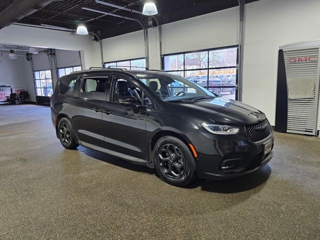 2021 Chrysler Pacifica Hybrid Touring L