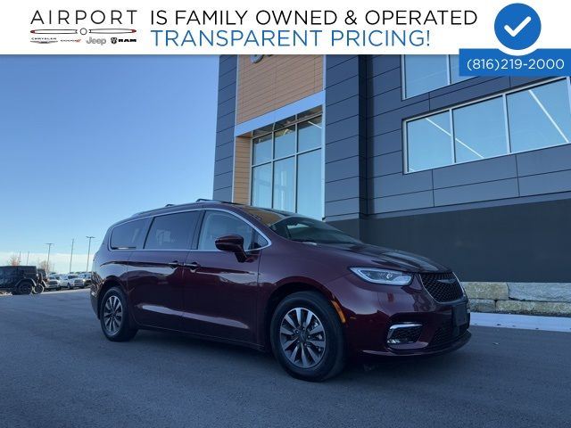 2021 Chrysler Pacifica Hybrid Touring L