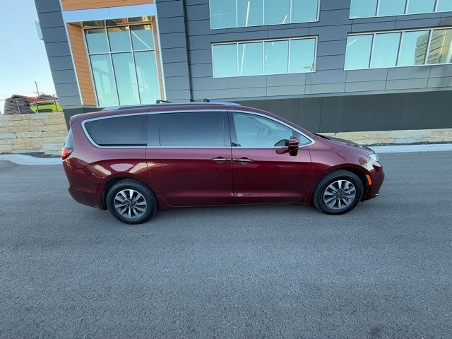 2021 Chrysler Pacifica Hybrid Touring L