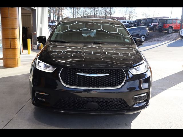 2021 Chrysler Pacifica Hybrid Touring L