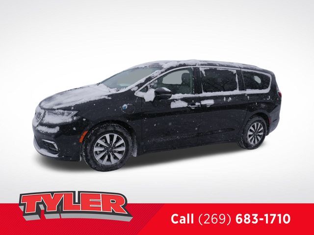 2021 Chrysler Pacifica Hybrid Touring L