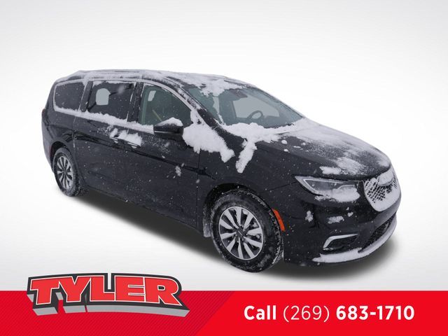 2021 Chrysler Pacifica Hybrid Touring L