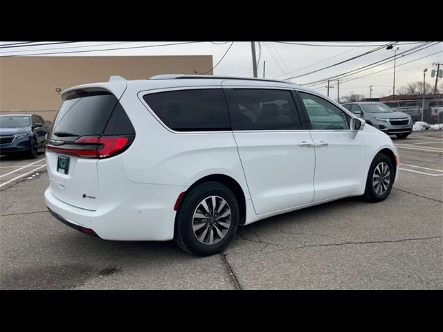 2021 Chrysler Pacifica Hybrid Touring L