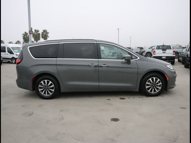 2021 Chrysler Pacifica Hybrid Touring L