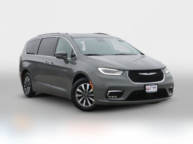 2021 Chrysler Pacifica Hybrid Touring L