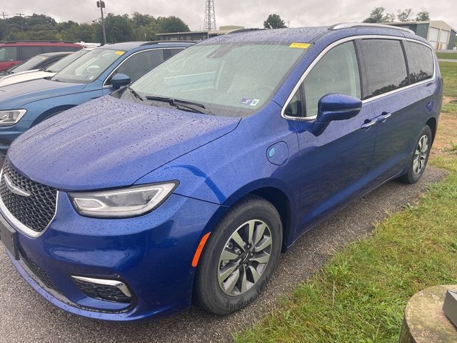 2021 Chrysler Pacifica Hybrid Touring L