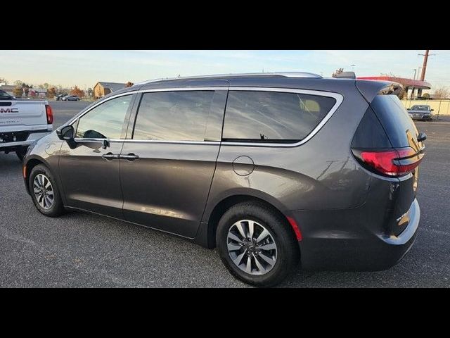 2021 Chrysler Pacifica Hybrid Touring L