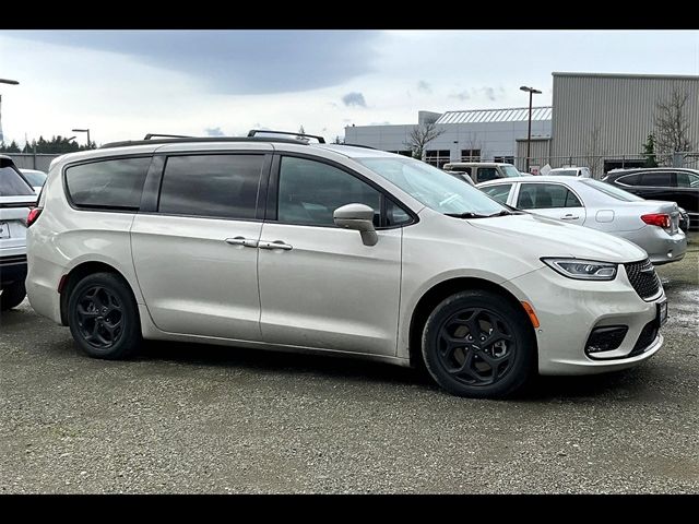 2021 Chrysler Pacifica Hybrid Touring L