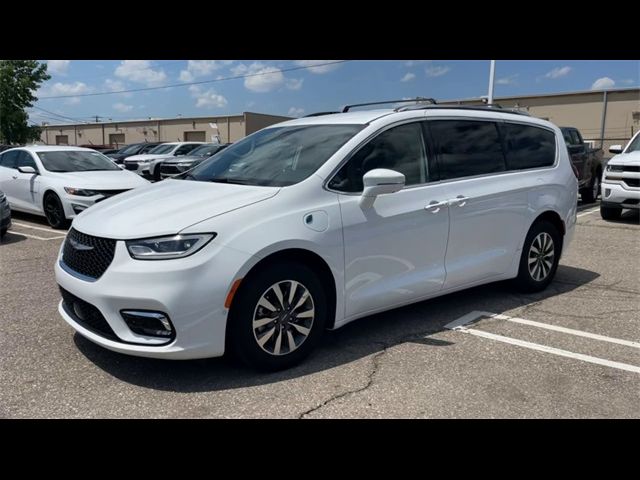 2021 Chrysler Pacifica Hybrid Touring L