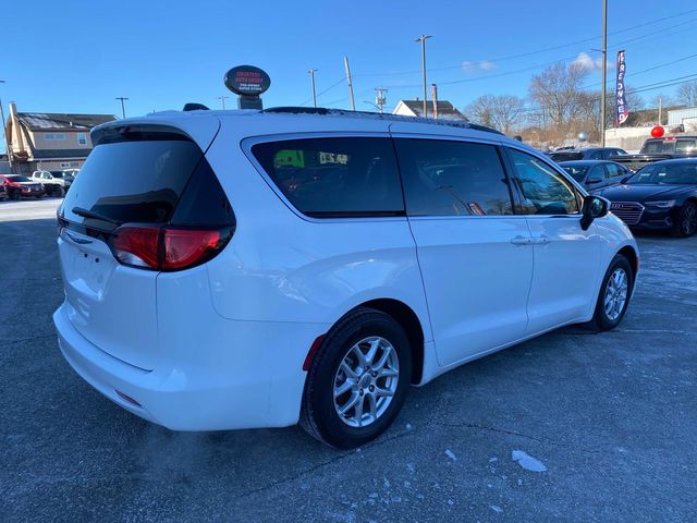 2021 Chrysler Voyager LXI