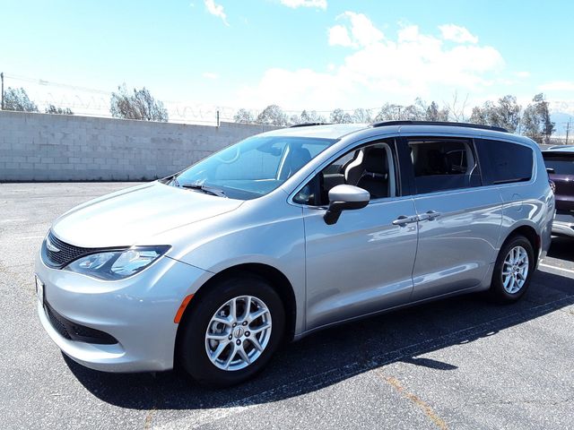 2021 Chrysler Voyager LXI