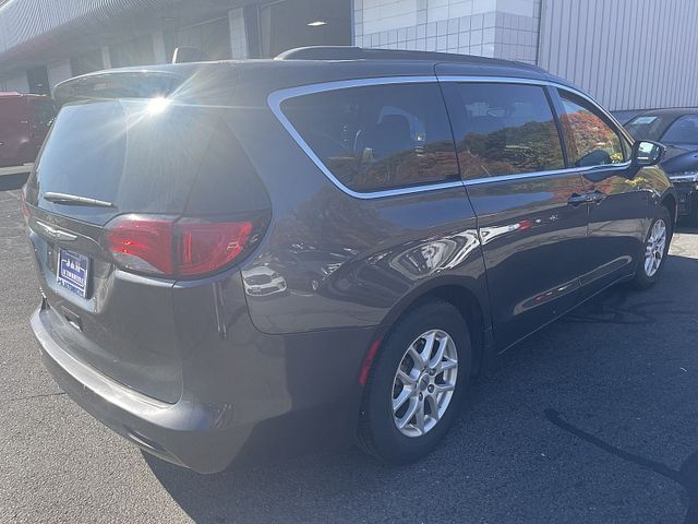 2021 Chrysler Voyager LXI