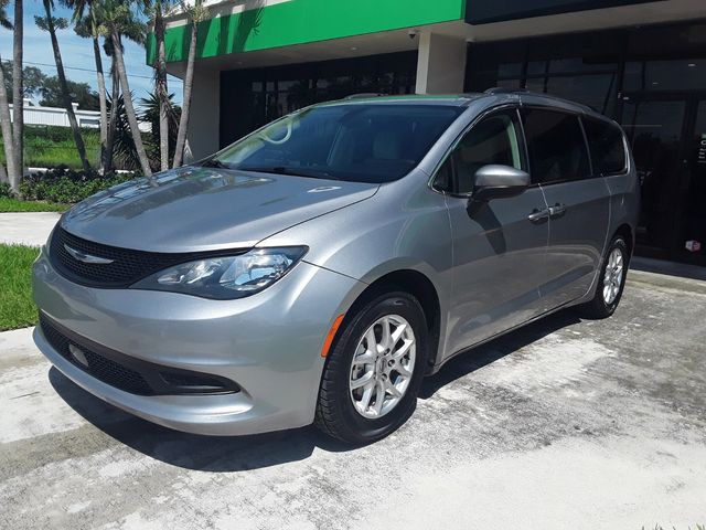 2021 Chrysler Voyager LXI