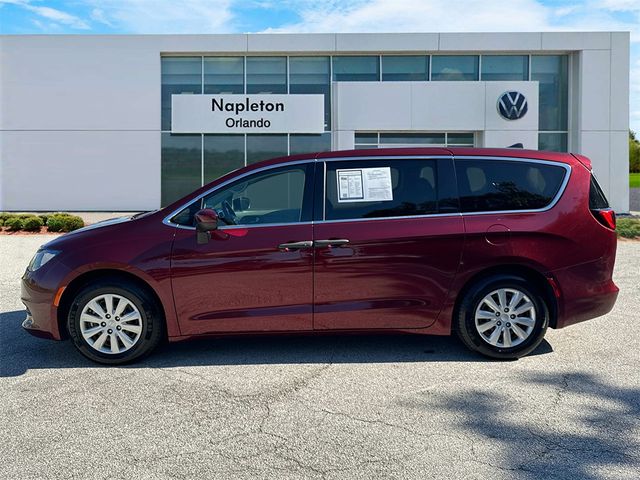 2021 Chrysler Voyager L