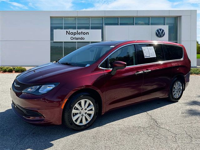 2021 Chrysler Voyager L