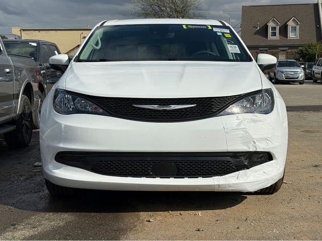 2021 Chrysler Voyager L