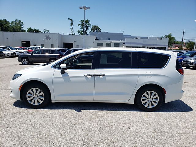 2021 Chrysler Voyager L