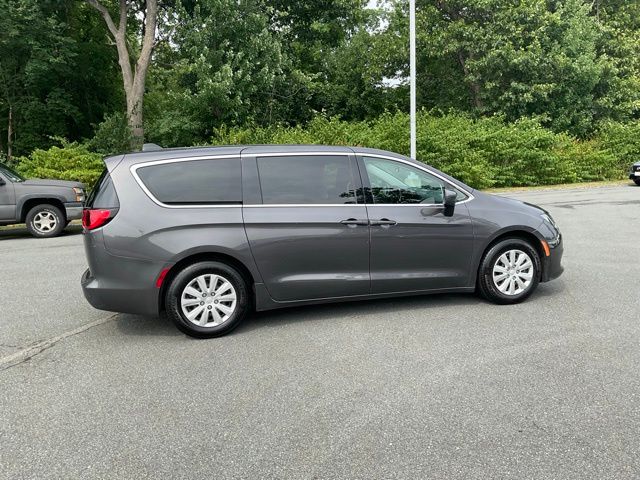 2021 Chrysler Voyager L