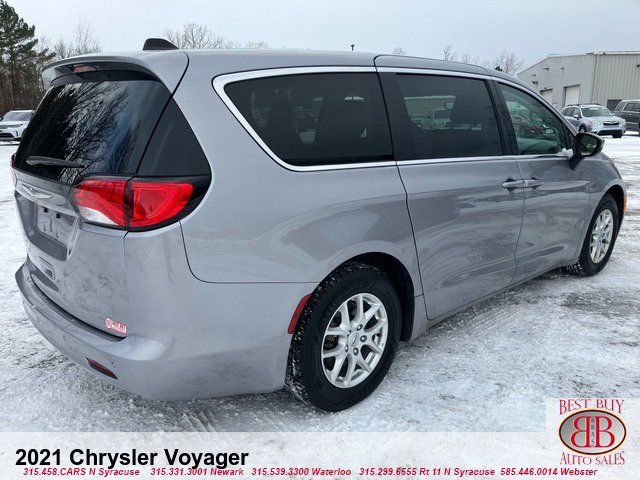 2021 Chrysler Voyager LX